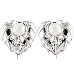 Fresh water pearl and silver earrings