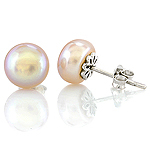Freshwater pearl and silver stud earrings