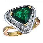 Green emerald and white diamond gold ring