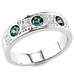 Alexandrite and white diamond gold ring.