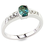 Alexandrite and white diamond gold ring.