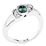 Alexandrite and white diamond gold ring.