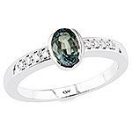 Alexandrite and white diamond gold ring.