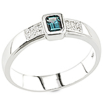 Alexandrite , white diamond and white gold ring.