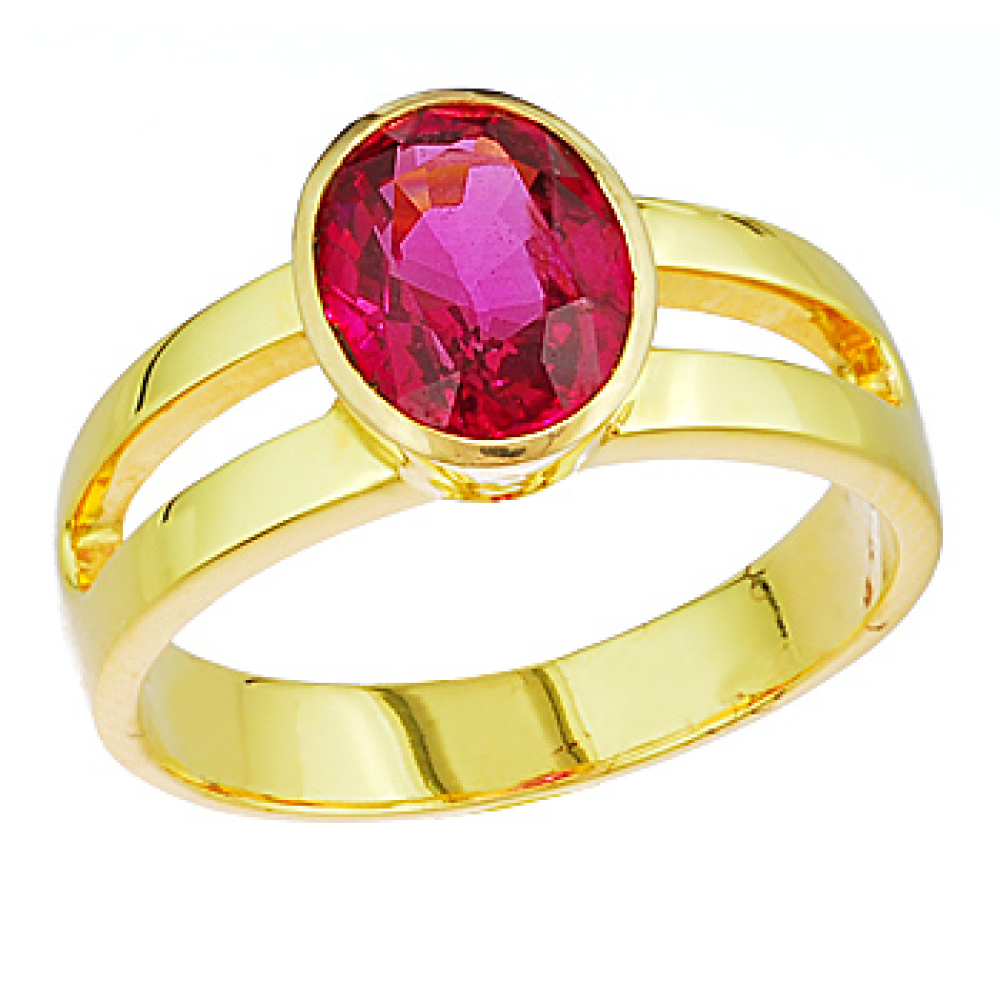 Pink spinel and yellow gold ring.