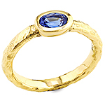 Sapphire and yellow gold ring.